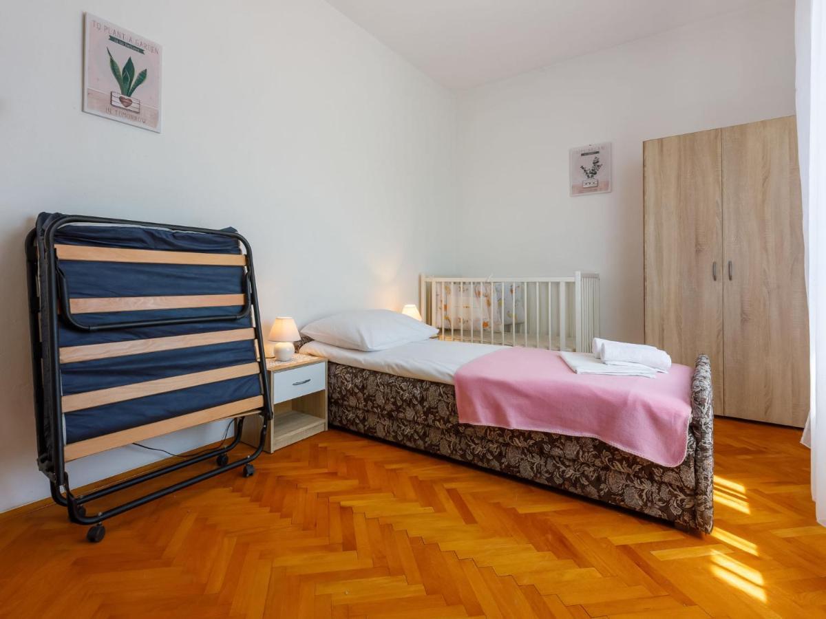 Apartment Tea By Interhome Novi Vinodolski Exterior photo